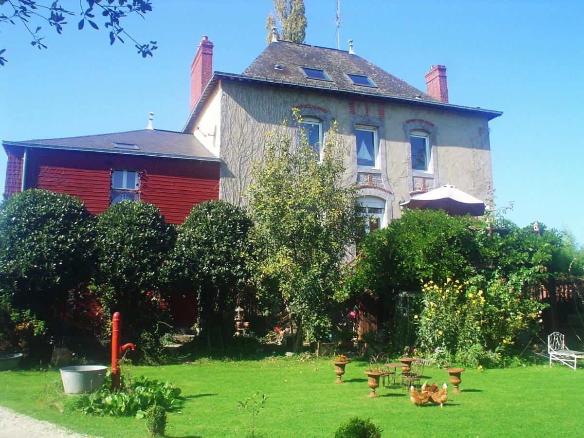 La Chaussee D'Olivet En Mayenne Exterior foto