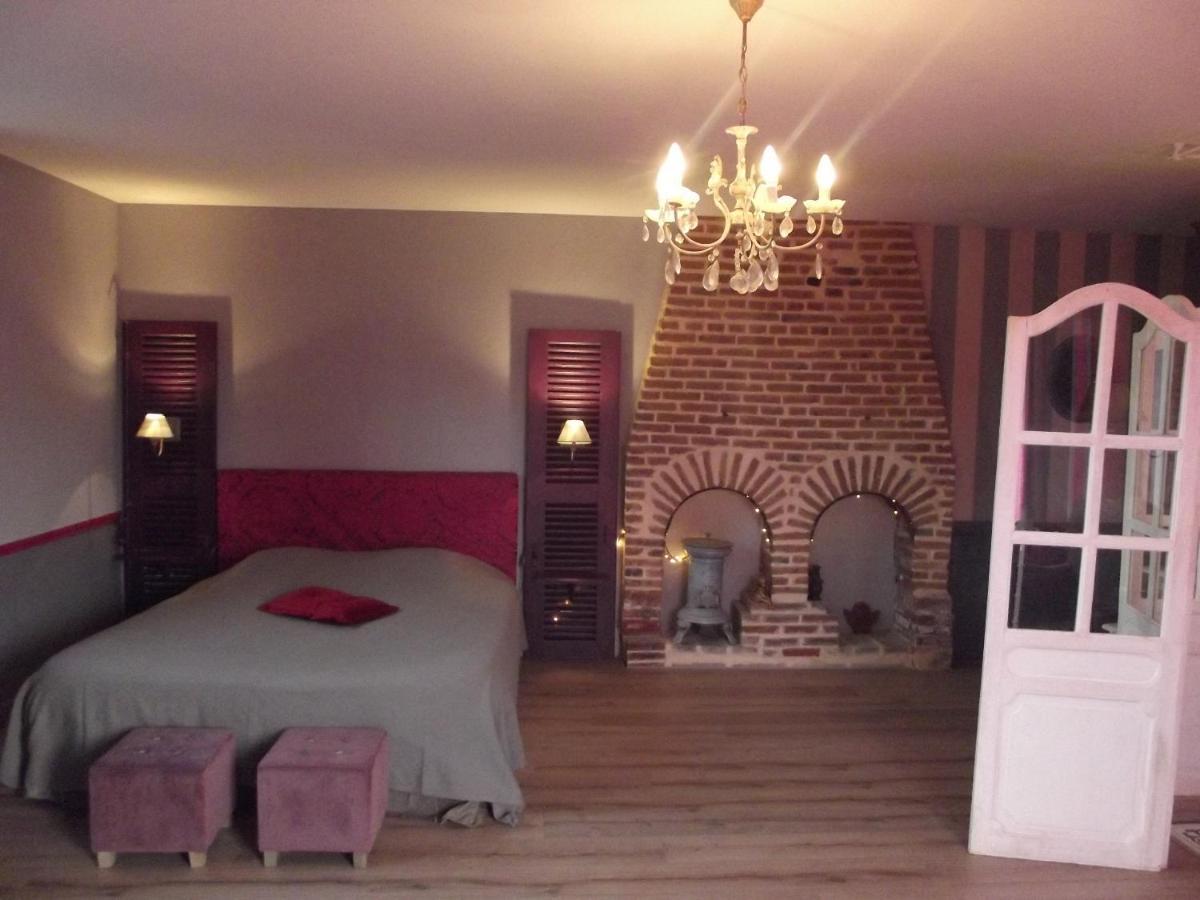 La Chaussee D'Olivet En Mayenne Cameră foto